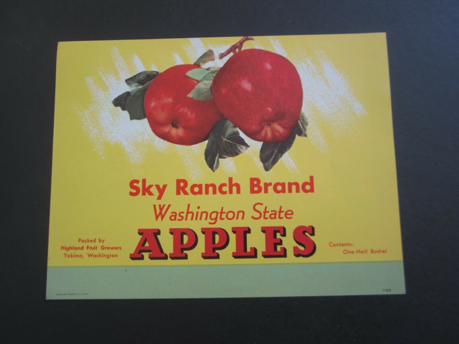 Old Vintage - SKY RANCH Brand - APPLE Crate LAB...
