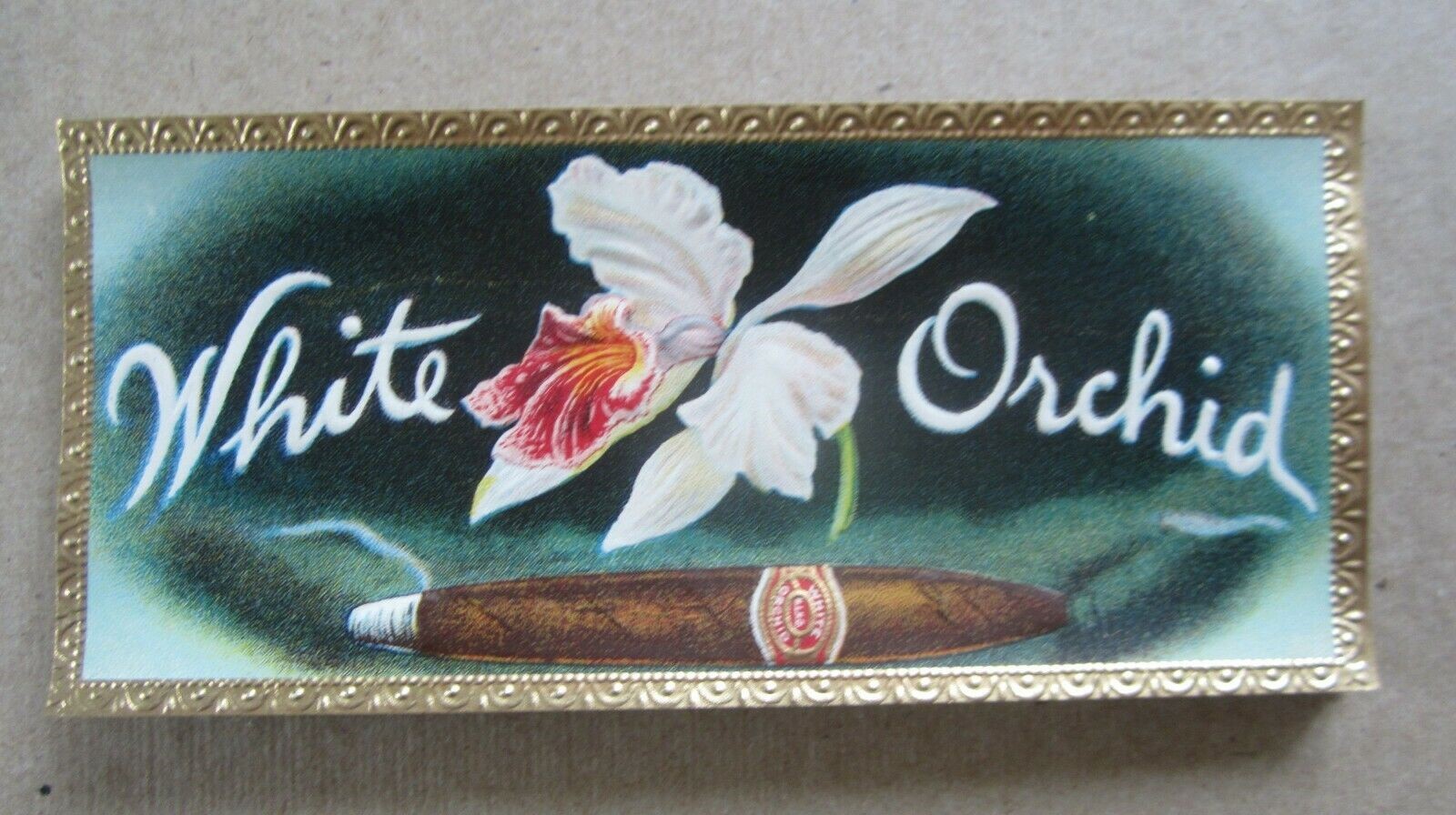  Lot of 50  Old Vintage WHITE ORCHID CIGAR LABE...