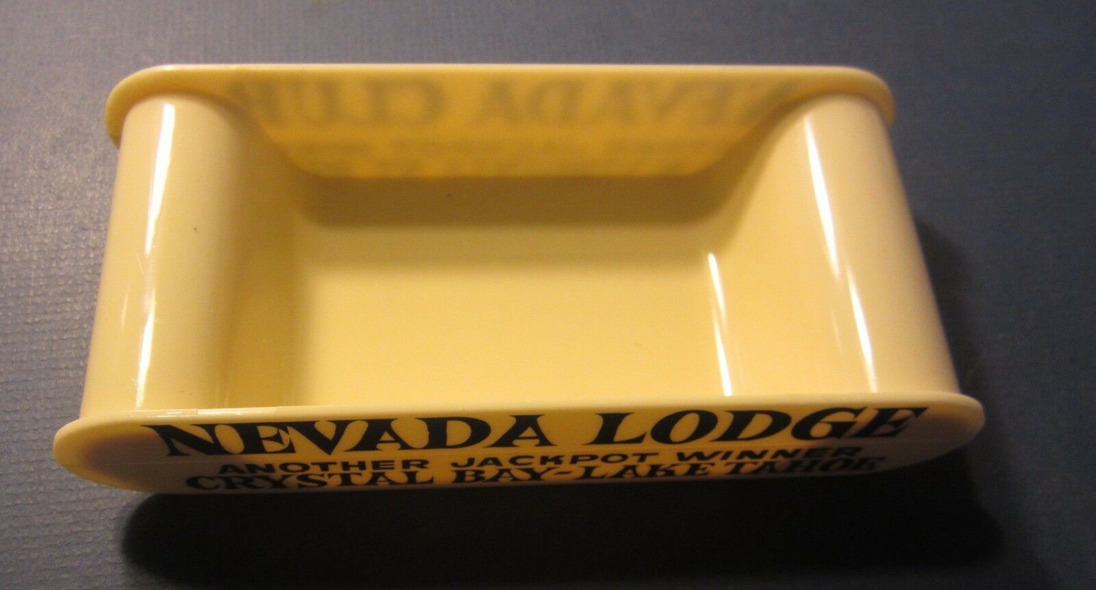 Old Vintage NEVADA CLUB / LODGE  CASINO Chip Tr...